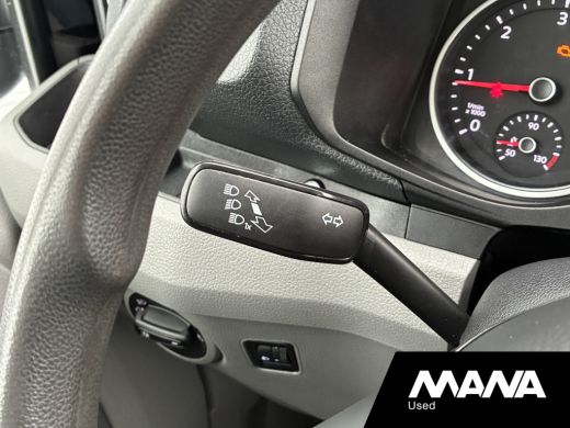 Volkswagen Crafter 35 2.0 TDI L3H3 Automaat Trekhaak 2x Treeplank Camera Cruise Standkachel Elektrische schuifdeur ActivLease financial lease