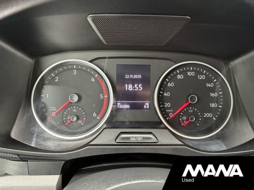 Volkswagen Crafter 35 2.0 TDI L3H3 Automaat Trekhaak 2x Treeplank Camera Cruise Standkachel Elektrische schuifdeur ActivLease financial lease