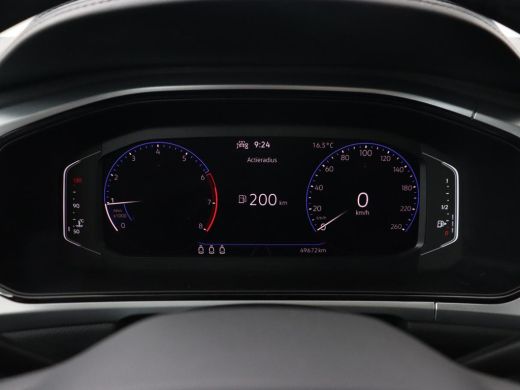 Volkswagen T-Roc 1.0 TSI Life | Stoelverwarming | Carplay | Adaptive cruise | Virtual Cockpit | Full LED | Park As... ActivLease financial lease