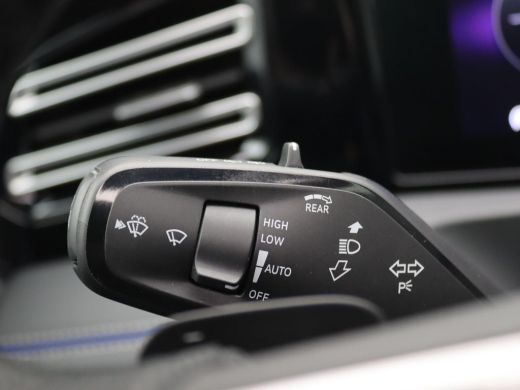 Volkswagen Tiguan 1.5 eHybrid R-Line Edition 272PK DSG Black Style, Trekhaak, Lederen bekleding, Ventilatiestoelen,... ActivLease financial lease