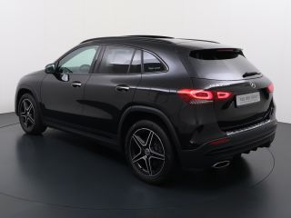 Mercedes-Benz GLA 250e AMG // Memory Stoelen // Distronic // Panoramadak // Rij Assistentiepakket // MultiBeam LED ...