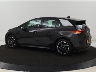 Volkswagen ID.3 First 58 kWh | Stoel & stuurverwarming | Adaptive cruise | Camera | Carplay | Navigatie | Full LE...