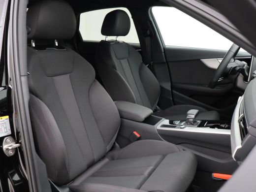 Audi A4 Limousine 35 TFSI 150 PK AUT. *1.002 KM!* + VIRTUAL COCKPIT | SFEERVERLICHTING | 19 INCH | SPORTS... ActivLease financial lease