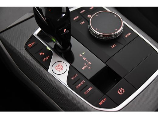 BMW 3 Serie 320 iA Sedan *1ste Eigenaar*Park assist*Carplay* ActivLease financial lease