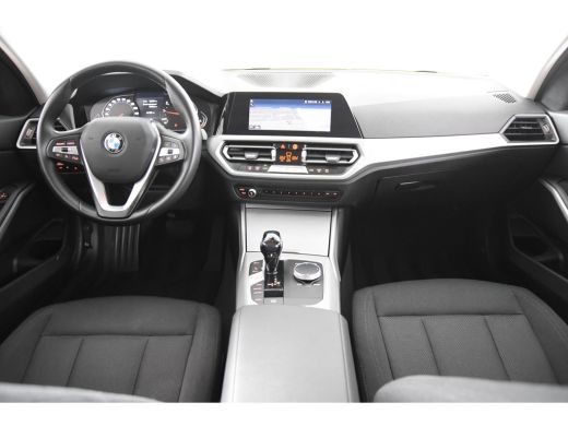 BMW 3 Serie 320 iA Sedan *1ste Eigenaar*Park assist*Carplay* ActivLease financial lease