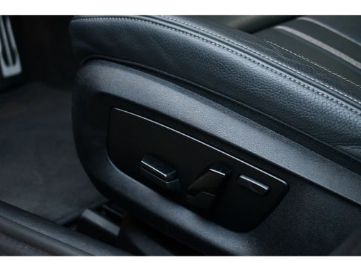 BMW 5 Serie Touring 530e xDrive M-Sport Pano ACC H/K HUD 19inch ActivLease financial lease