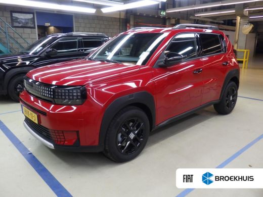 Fiat Grande Panda 1.2 Hybrid ICON / Navigatie via Carplay / Parkeersensoren / LED / DAB / 16'' LMV