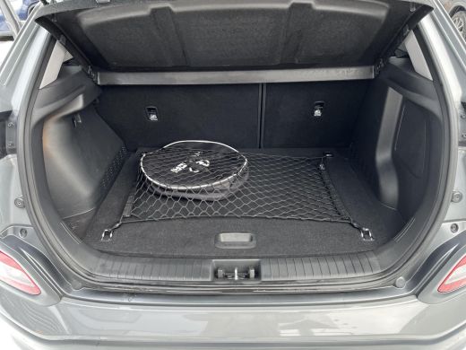 Hyundai Kona EV Premium 64 kWh | 3-fase | Stoel & stuurverwarming | Adaptieve Cruise Control | HUD | Rijklaarp... ActivLease financial lease