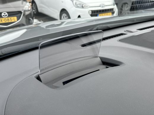 Hyundai Kona EV Premium 64 kWh | 3-fase | Stoel & stuurverwarming | Adaptieve Cruise Control | HUD | Rijklaarp... ActivLease financial lease