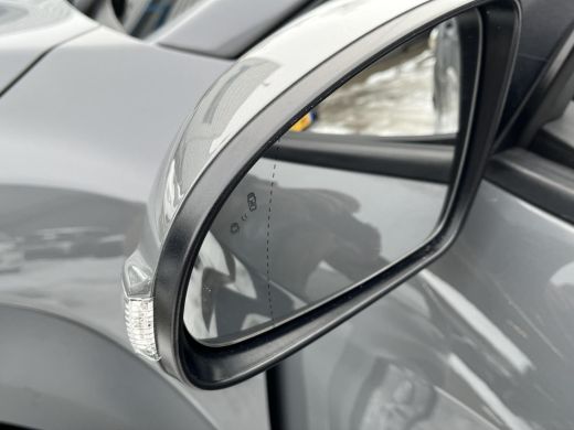 Hyundai Kona EV Premium 64 kWh | 3-fase | Stoel & stuurverwarming | Adaptieve Cruise Control | HUD | Rijklaarp... ActivLease financial lease