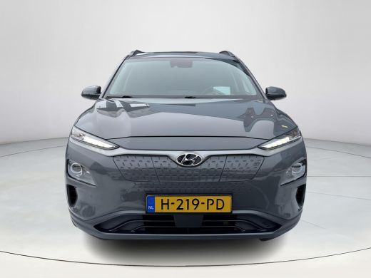 Hyundai Kona EV Premium 64 kWh | 3-fase | Stoel & stuurverwarming | Adaptieve Cruise Control | HUD | Rijklaarp... ActivLease financial lease