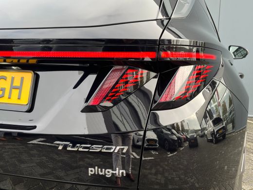 Hyundai Tucson 1.6 T-GDI 265pk PHEV Premium 4WD (299,- p/m Demo Deal!) | Leder | Carplay | Climate | Keyless | N... ActivLease financial lease