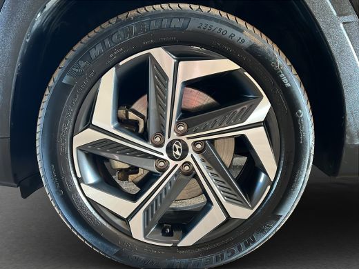Hyundai Tucson 1.6 T-GDI 265pk PHEV Premium 4WD (299,- p/m Demo Deal!) | Leder | Carplay | Climate | Keyless | N... ActivLease financial lease