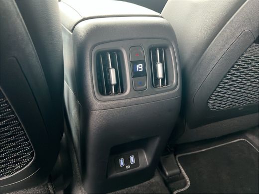 Hyundai Tucson 1.6 T-GDI 265pk PHEV Premium 4WD (299,- p/m Demo Deal!) | Leder | Carplay | Climate | Keyless | N... ActivLease financial lease