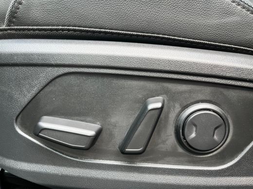 Hyundai Tucson 1.6 T-GDI 265pk PHEV Premium 4WD (299,- p/m Demo Deal!) | Leder | Carplay | Climate | Keyless | N... ActivLease financial lease