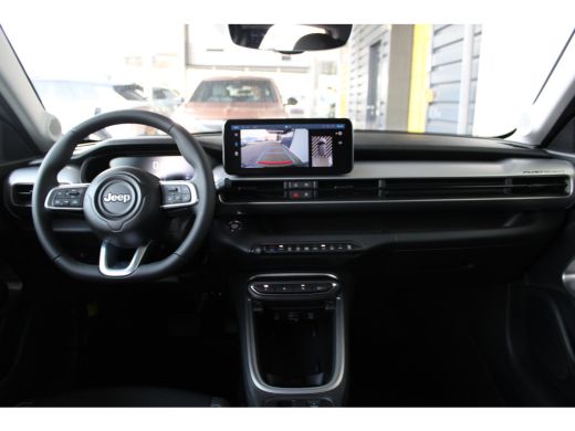 Jeep Avenger Summit | 8 jaar garantie | Warmtepomp | Panoramadak | Winter pack | Keyless | Navigatie | Camera | ActivLease financial lease