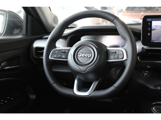 Jeep Avenger Summit | 8 jaar garantie | Warmtepomp | Panoramadak | Winter pack | Keyless | Navigatie | Camera | ActivLease financial lease