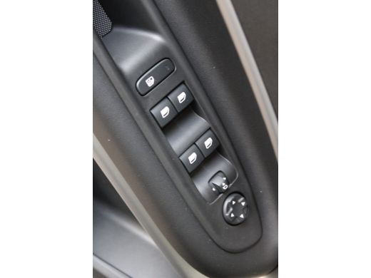 Jeep Avenger Summit | 8 jaar garantie | Warmtepomp | Panoramadak | Winter pack | Keyless | Navigatie | Camera | ActivLease financial lease