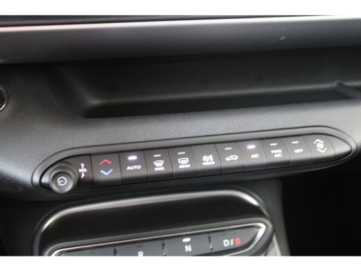 Jeep Avenger Summit | 8 jaar garantie | Warmtepomp | Panoramadak | Winter pack | Keyless | Navigatie | Camera | ActivLease financial lease