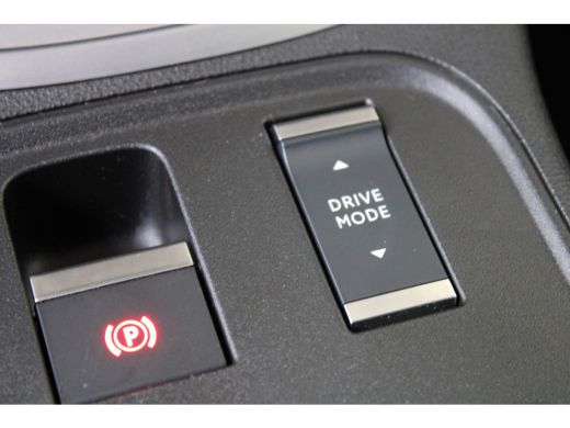 Jeep Avenger Summit | 8 jaar garantie | Warmtepomp | Panoramadak | Winter pack | Keyless | Navigatie | Camera | ActivLease financial lease