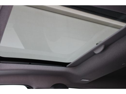 Jeep Avenger Summit | 8 jaar garantie | Warmtepomp | Panoramadak | Winter pack | Keyless | Navigatie | Camera | ActivLease financial lease