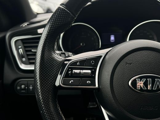 Kia Ceed Sportswagon 1.0 T-GDi GT-Line Edition NL-AUTO | TREKHAAK | CAMERA | NAVII+CARPLAY ActivLease financial lease