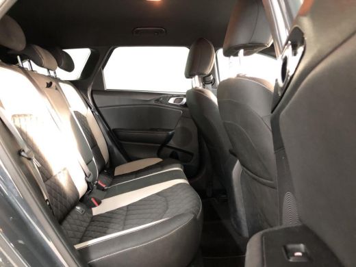 Kia Ceed Sportswagon 1.0 T-GDi GT-Line Edition NL-AUTO | TREKHAAK | CAMERA | NAVII+CARPLAY ActivLease financial lease