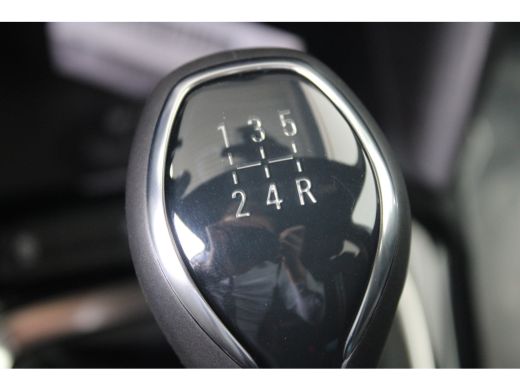 Opel Corsa GS | 8 Jaar garantie | Camera | Navigatie | Dode-hoek detectie | Keyless | Climate control | Draa... ActivLease financial lease