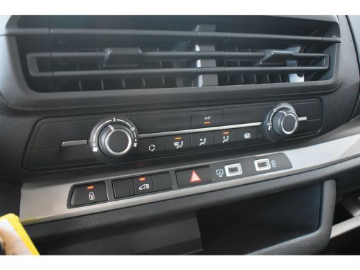 Opel Vivaro 2.0 Diesel 145 L3 DC 5pers. DEMO-DEAL! | Trekhaak | Glasslook Panelen | Betimmering | Allseason |... ActivLease financial lease