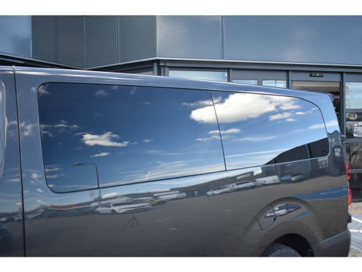 Opel Vivaro 2.0 Diesel 145 L3 DC 5pers. DEMO-DEAL! | Trekhaak | Glasslook Panelen | Betimmering | Allseason |... ActivLease financial lease