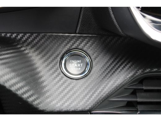 Peugeot 208 1.2 PureTech GT-Line | Navi by app | Camera | Full LED | All season | Apple carplay | ActivLease financial lease