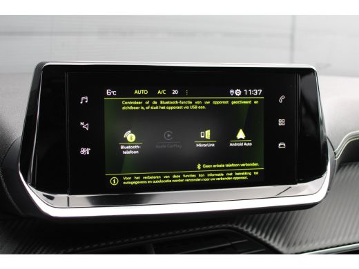 Peugeot 208 1.2 PureTech GT-Line | Navi by app | Camera | Full LED | All season | Apple carplay | ActivLease financial lease