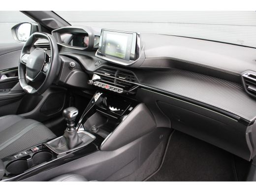 Peugeot 208 1.2 PureTech GT-Line | Navi by app | Camera | Full LED | All season | Apple carplay | ActivLease financial lease