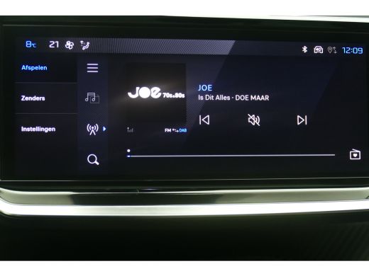 Peugeot 208 HYBRID 100PK 5-DRS GT AUTOMAAT / NAVI / CLIMA / PDC / 17"LMV / CAMERA / PANO.DAK / KEYLESS / FULL... ActivLease financial lease