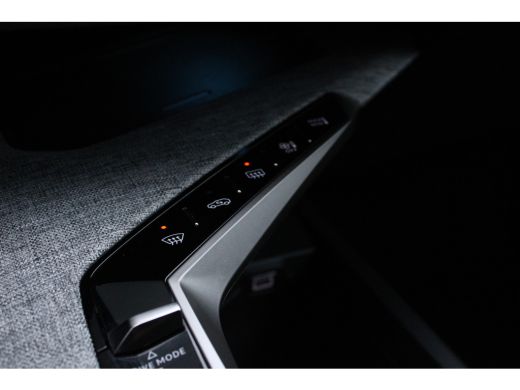 Peugeot 5008 1.2 Hybrid 136 Allure | Automaat | Navigatie | Camera | Origineel NL geleverde auto | 27.000km | ... ActivLease financial lease