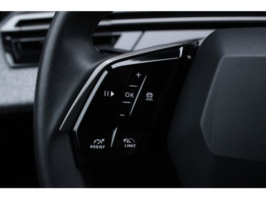 Peugeot 5008 1.2 Hybrid 136 Allure | Automaat | Navigatie | Camera | Origineel NL geleverde auto | 27.000km | ... ActivLease financial lease