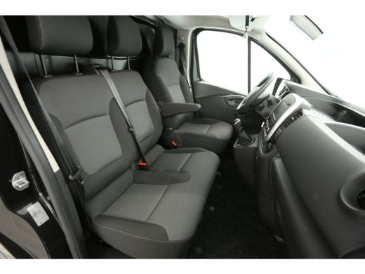 Renault Trafic 2.0 dCi T29 L2H1 | Euro6 | Airco | Cruise | Camera | 3-Zits | Stoelverw. | Navigatie | 2xSchuifdeur ActivLease financial lease