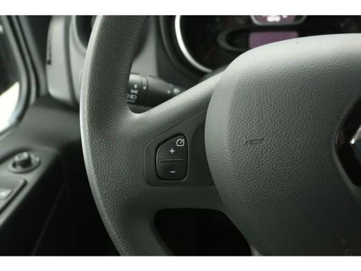 Renault Trafic 2.0 dCi T29 L2H1 | Euro6 | Airco | Cruise | Camera | 3-Zits | Stoelverw. | Navigatie | 2xSchuifdeur ActivLease financial lease