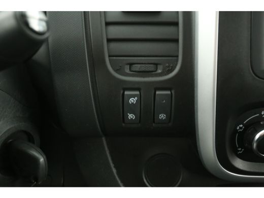 Renault Trafic 2.0 dCi T29 L2H1 | Euro6 | Airco | Cruise | Camera | 3-Zits | Stoelverw. | Navigatie | 2xSchuifdeur ActivLease financial lease