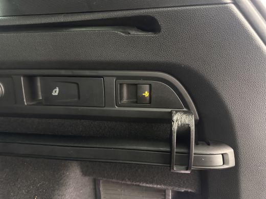 Skoda Kodiaq 1.5 TSI Sportline Business (INCL-BTW) Aut. *PANO | LEATHER-MICROFIBRE | FULL-LED | MEMORY-PACK | ... ActivLease financial lease