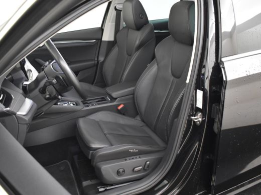 Skoda Octavia Combi 1.4 TSI iV PHEV Business Edition Plus 204pk | Panorama dak | Head up display | Canton audio... ActivLease financial lease