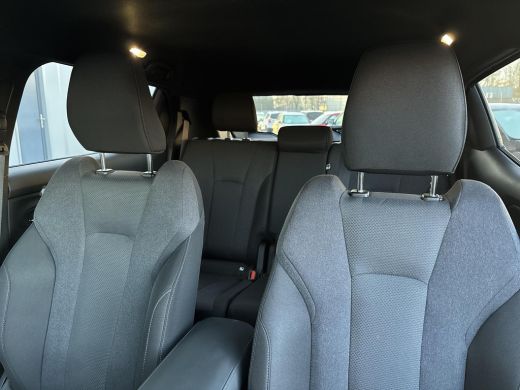 Suzuki e Vitara Select 61 kWh 100% ELEKTRISCH | Climate Control | Navigatiesysteem | Apple CarPlay & Android Auto... ActivLease financial lease