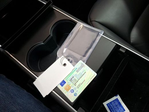 Tesla Model 3 Standard RWD Plus 60 kWh NL-AUTO | LEDER | PANO | SOH 87% ActivLease financial lease