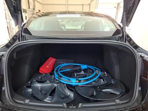 Tesla Model 3 Standard RWD Plus 60 kWh NL-AUTO | LEDER | PANO | SOH 87% ActivLease financial lease