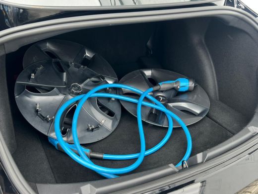 Tesla Model 3 Standard RWD Plus 60 kWh NL-AUTO | LEDER | PANO | SOH 87% ActivLease financial lease