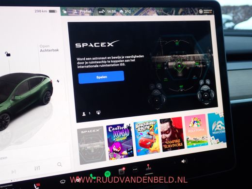 Tesla Model Y RWD LFP 60KWH 96%SOH BRITISH RACING GREEN + 20 INCH !! AUTOPILOT / TREKHAAK ActivLease financial lease