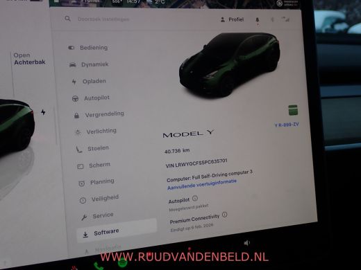 Tesla Model Y RWD LFP 60KWH 96%SOH BRITISH RACING GREEN + 20 INCH !! AUTOPILOT / TREKHAAK ActivLease financial lease