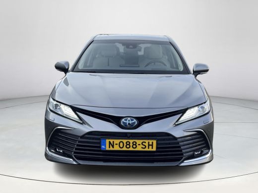 Toyota Camry 2.5 Hybrid Premium ActivLease financial lease