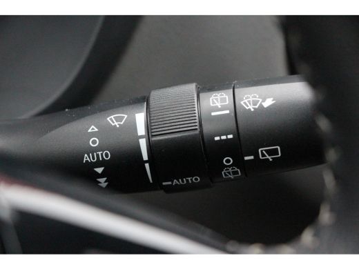 Toyota Yaris 1.5 Hybrid Active **TREKHAAK/ NAVIGATIE/ 36 MAANDEN GARANTIE** ActivLease financial lease