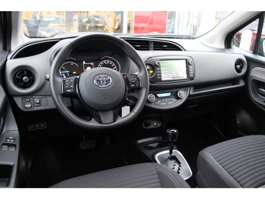 Toyota Yaris 1.5 Hybrid Active **TREKHAAK/ NAVIGATIE/ 36 MAANDEN GARANTIE** ActivLease financial lease